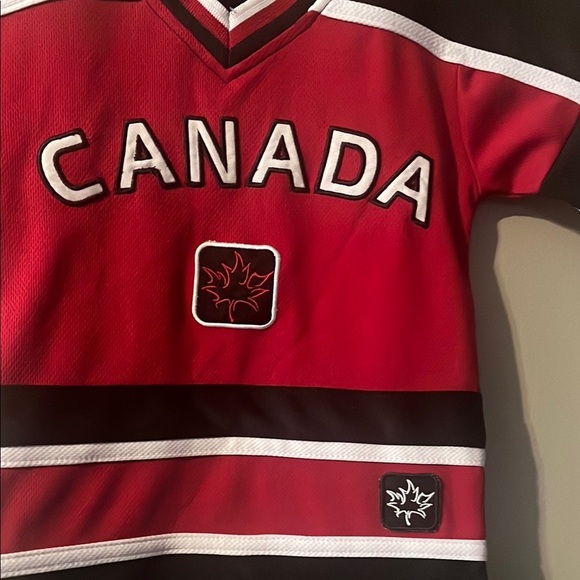 Canada Kids Red and Black Hockey Jersey - Picture 2 of 5